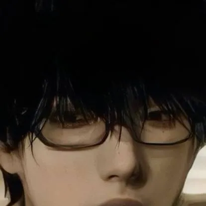 chat with ai character: Leo