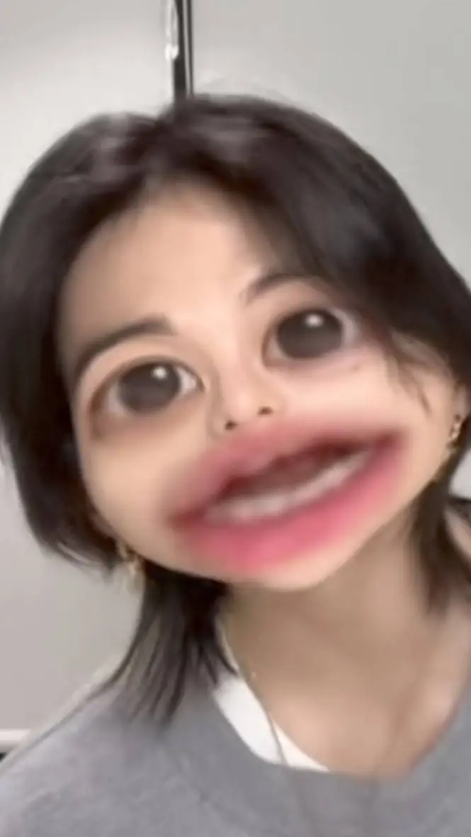 ai character: hyunjin background