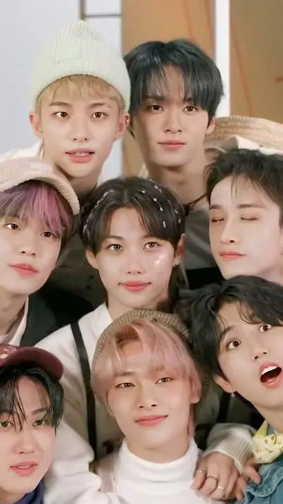ai character: ★♪stray kids♪★ background