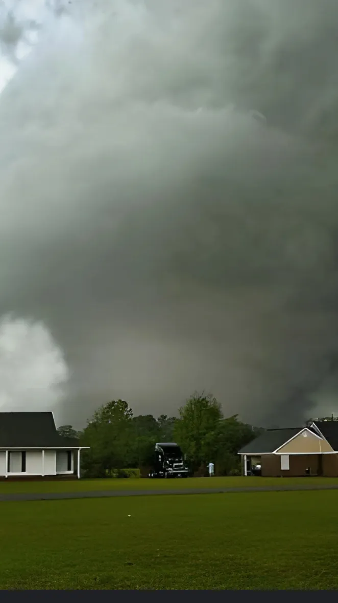 ai character: Smithville tornado background