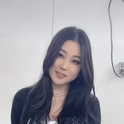 chat with ai character: P entertainment