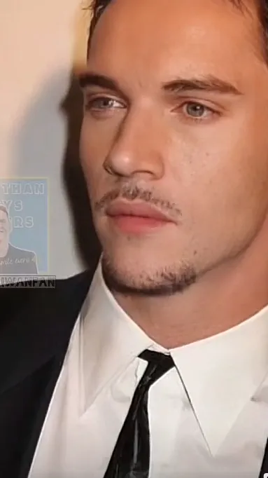 ai character: Jonathan Meyers background