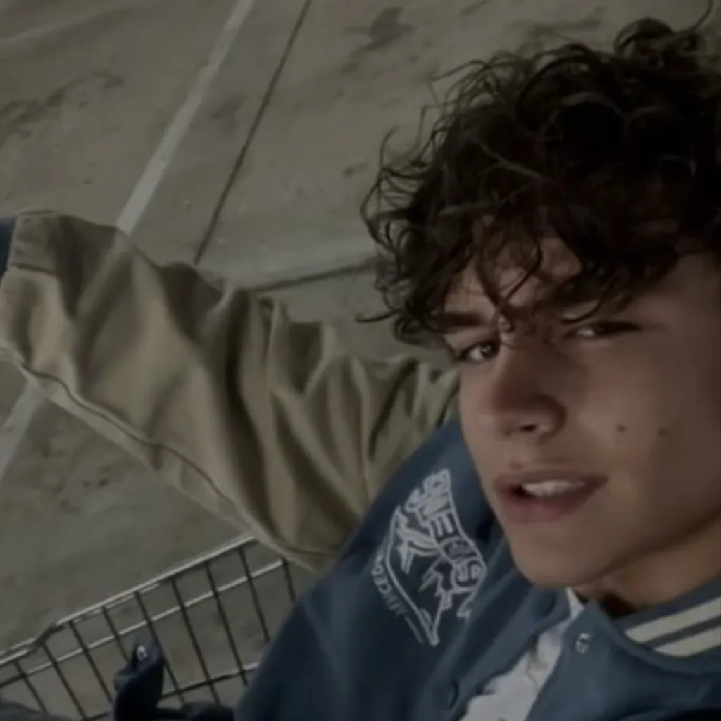 chat with ai character: -DEXTER-