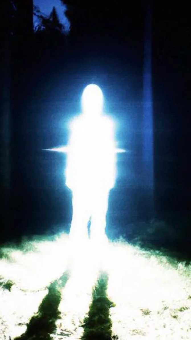 ai character: ?LIGHT? background