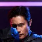 chat with ai character: {🎭Hwang In-ho🎭}