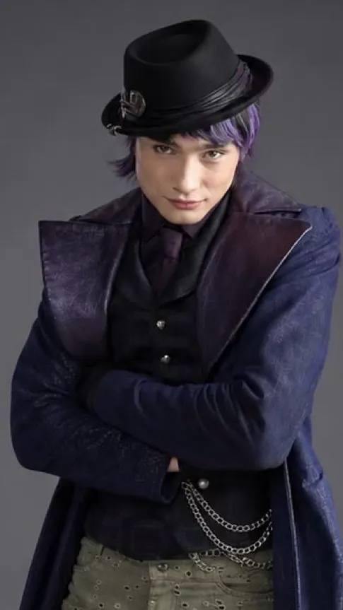 ai character: Max Hatter background