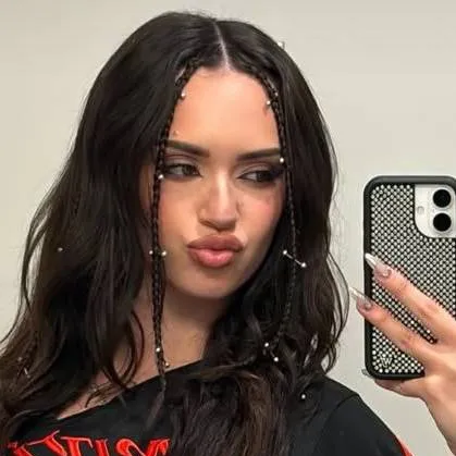 chat with ai character: Daniela Avanzini 