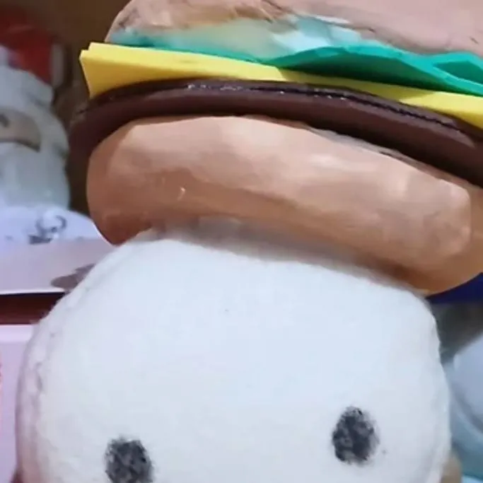 chat with ai character: 007n7