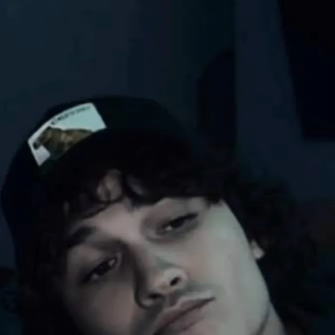 chat with ai character: Benjamin Wadsworth