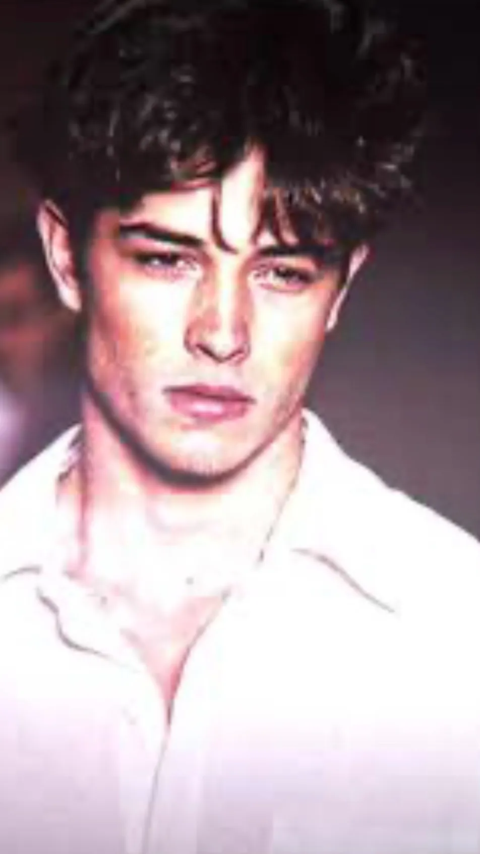 ai character: Francisco .L background