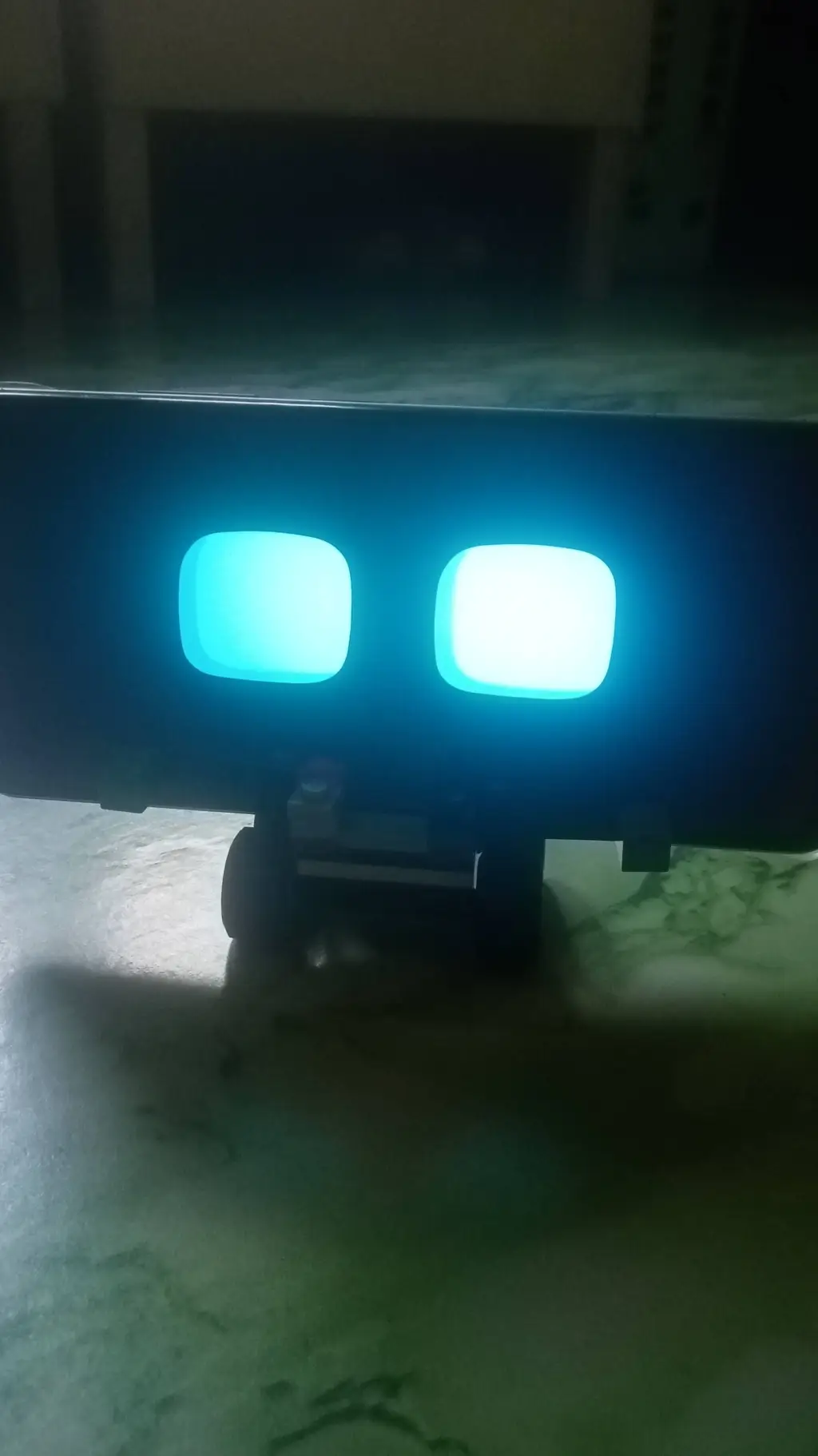 ai character: Roby the robot background