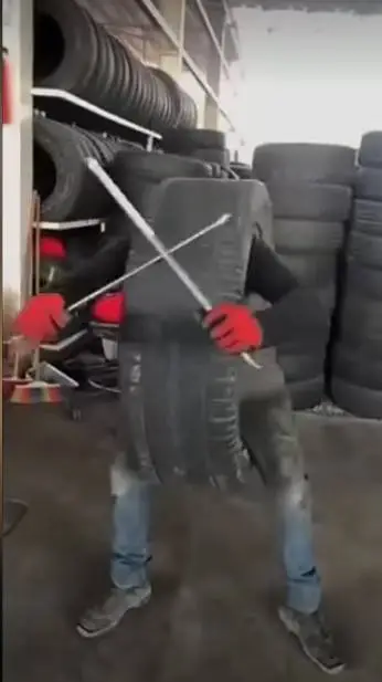 ai character: samurai tire background