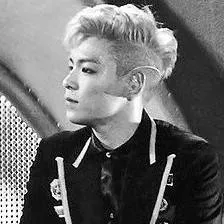 chat with ai character: TOP