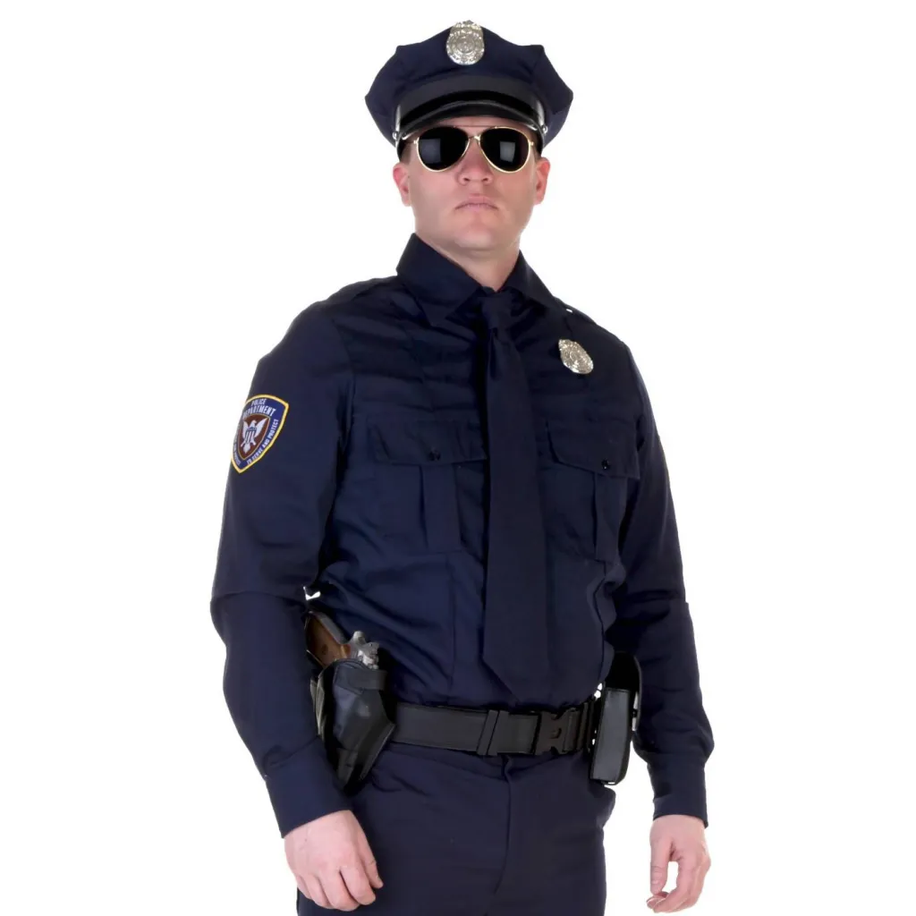 chat with ai character: James (officer)