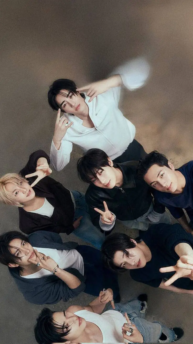 ai character: Your 7 Husband 😆🤍 background
