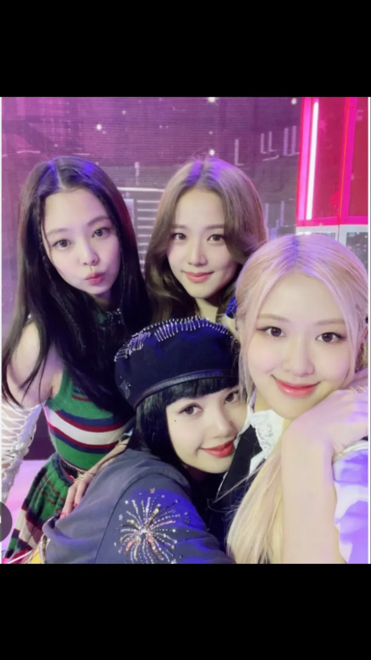 ai character: BlackPink background
