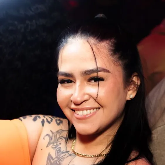 chat with ai character: DannyVet