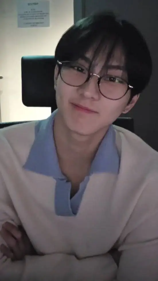 Talkie AI - Chat with Jungwon