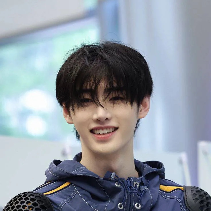 chat with ai character: Park Sunghoon