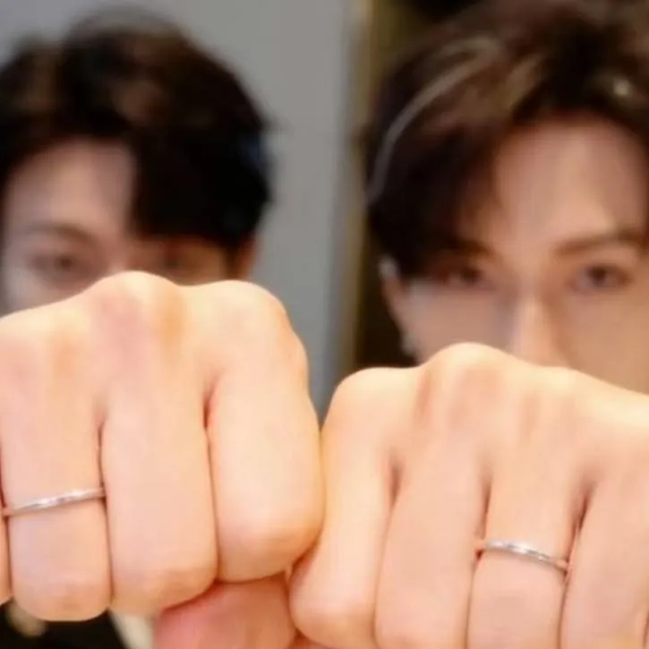 chat with ai character: ABO DESIRE