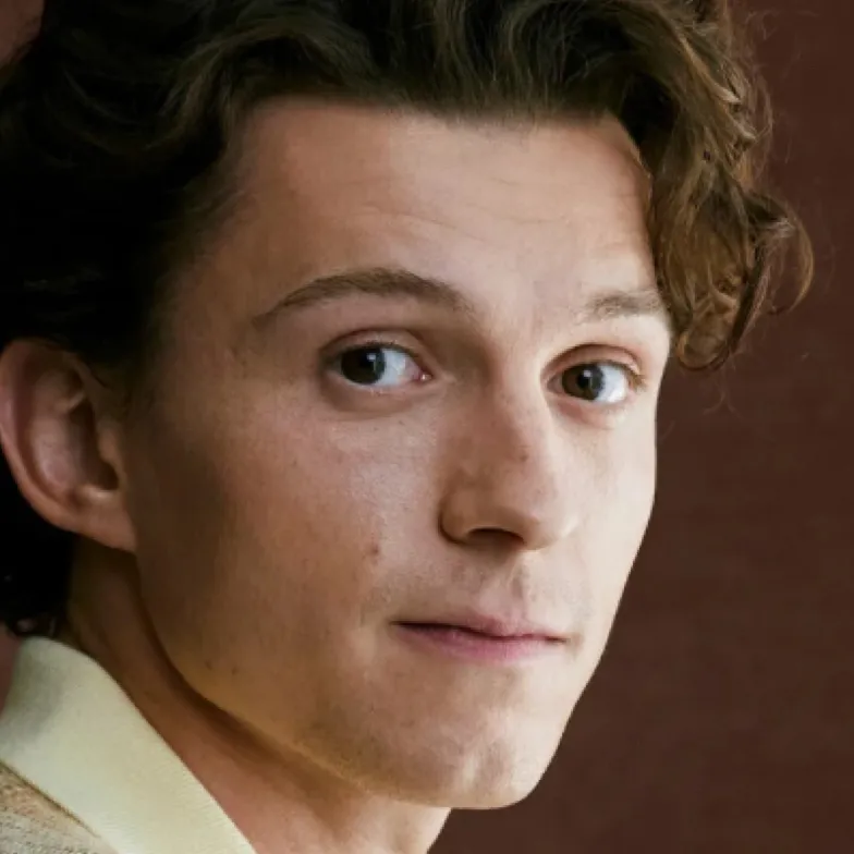 chat with ai character: Tom Holland 