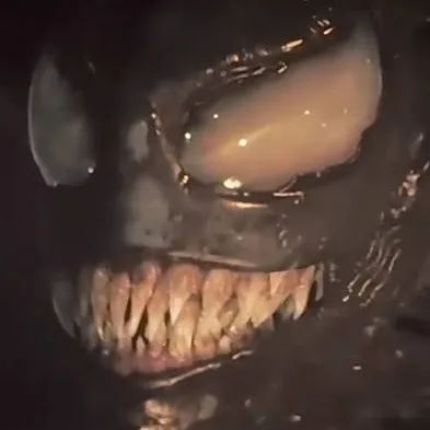 chat with ai character: Venom TLD