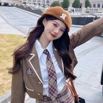 chat with ai character: Alexa 