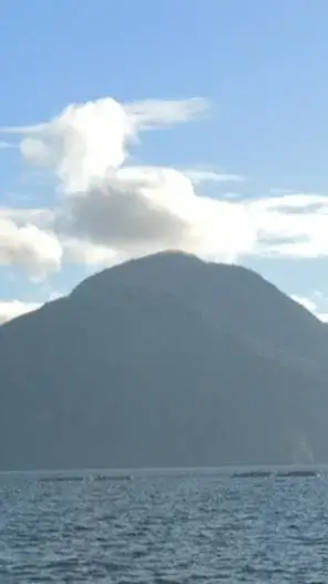 ai character: ILog background