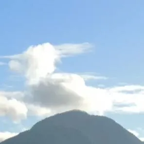 chat with ai character: ILog