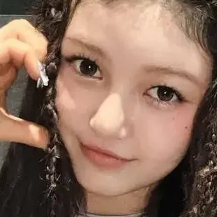 chat with ai character: Marina amour💞