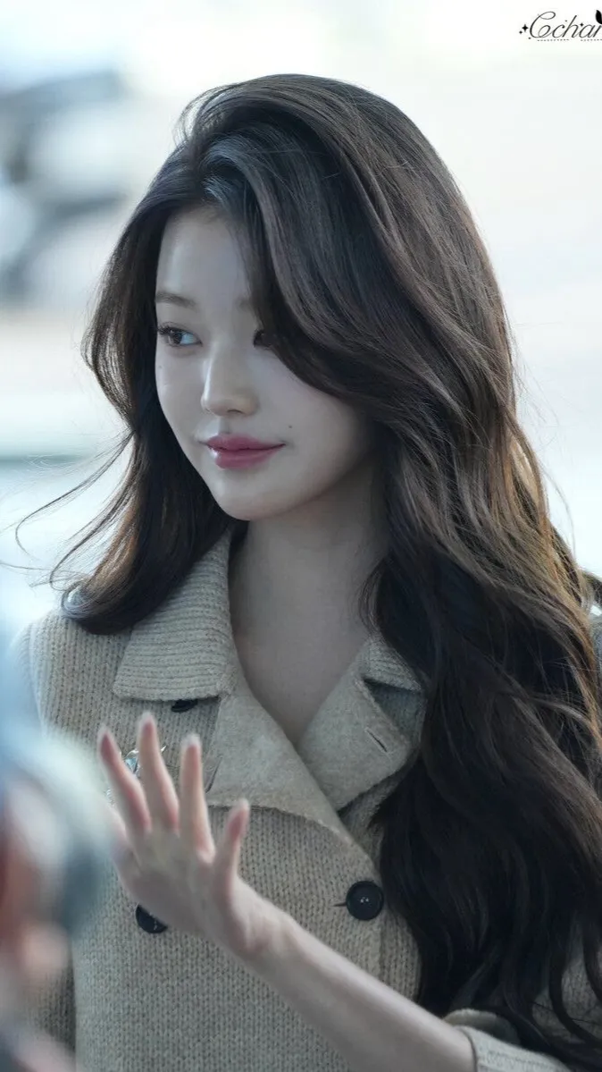 ai character: Wonyoung background