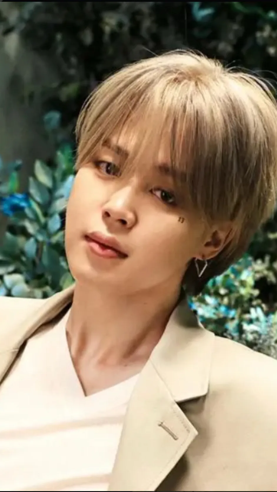 ai character: Jimin ( BTS) background