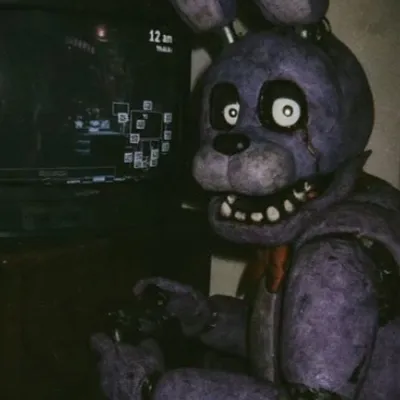 chat with ai character: ʙᴏɴɴɪᴇ