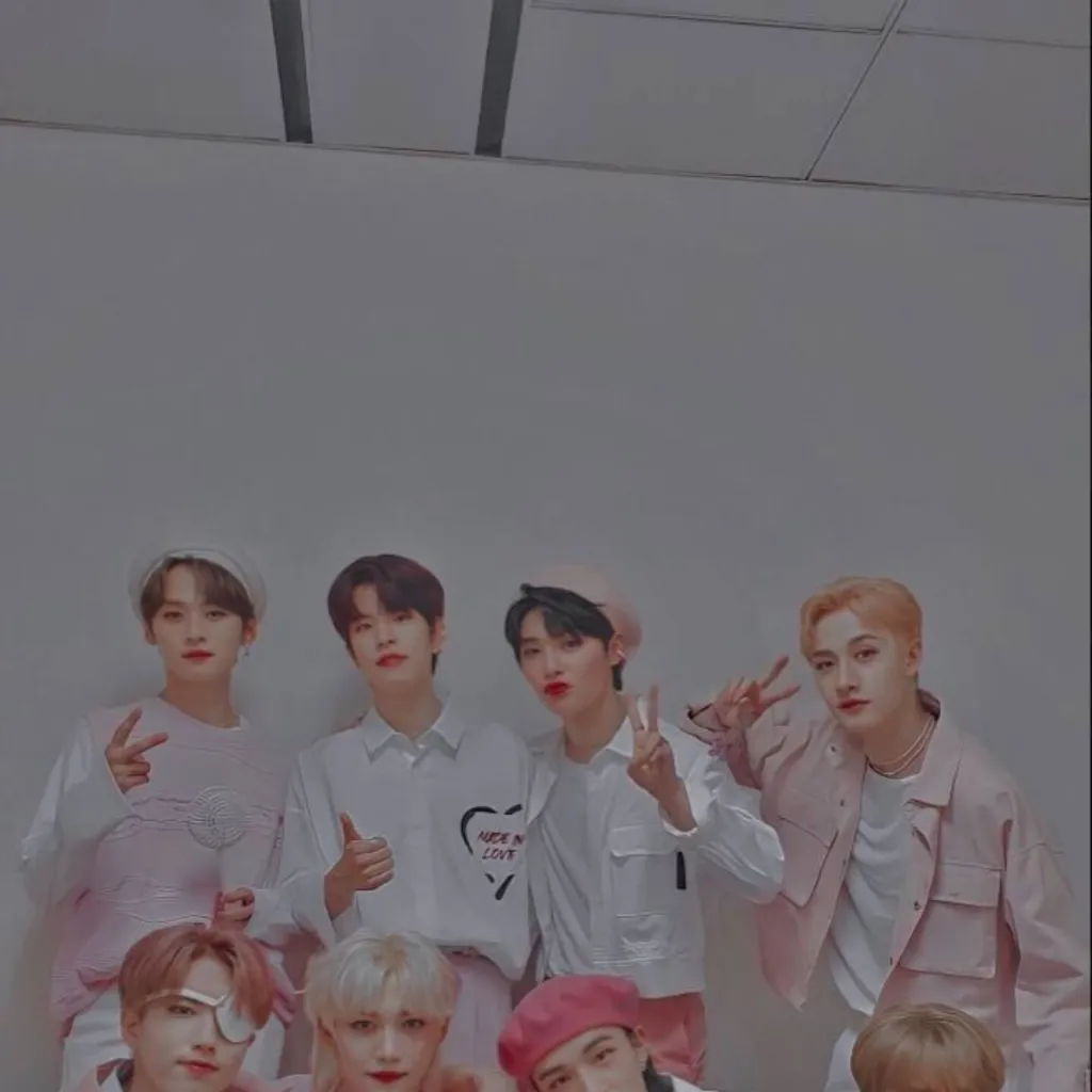 chat with ai character: skz