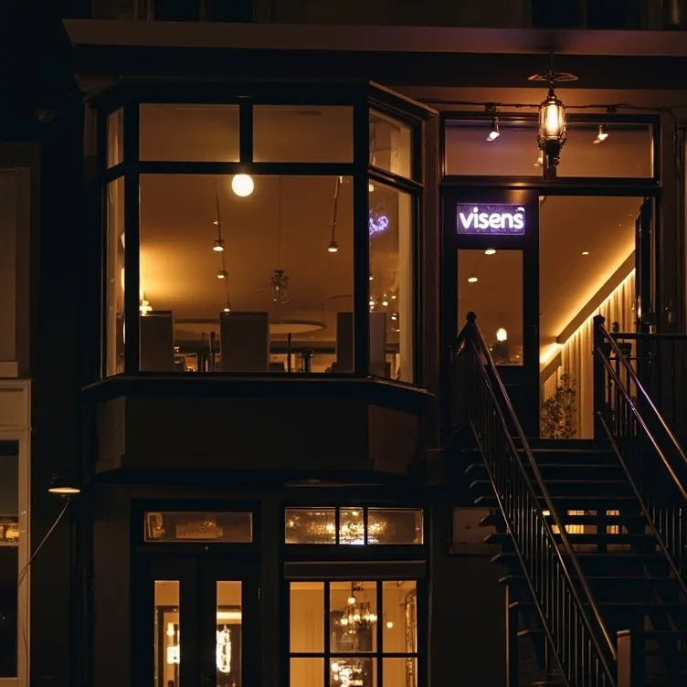 chat with ai character: Visen's (Diner) 