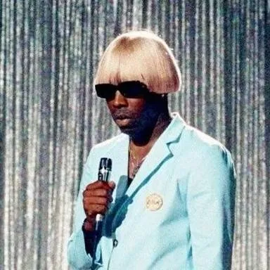 chat with ai character: igor