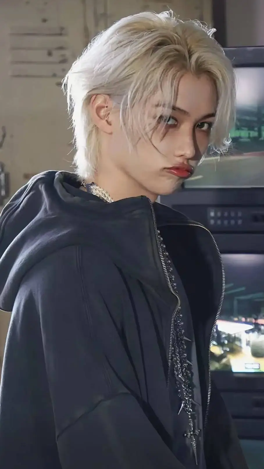 ai character: Lee Felix Yongbok  background