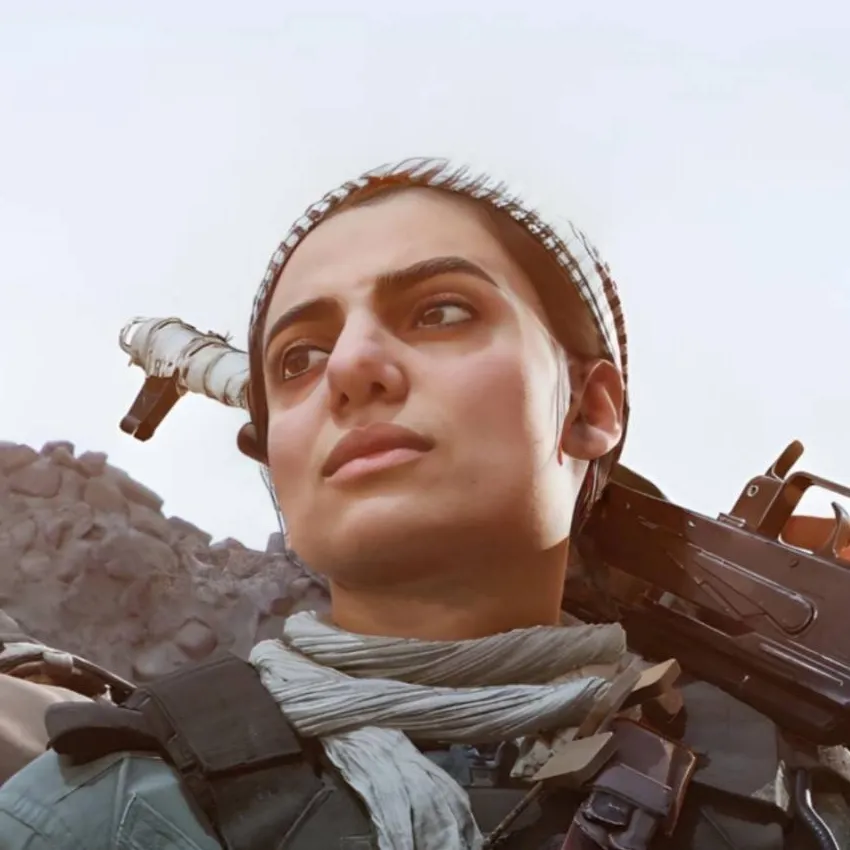 chat with ai character: Farah Karim