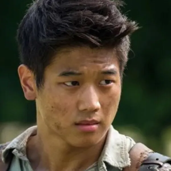 chat with ai character: Minho 