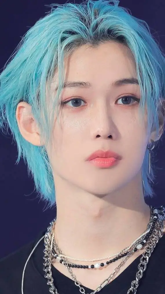 ai character: Felix from skz background