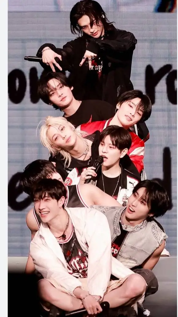 ai character: skz pick me background