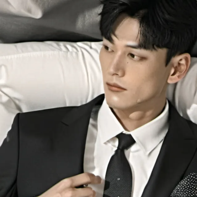 chat with ai character: Mafia Husband Azke