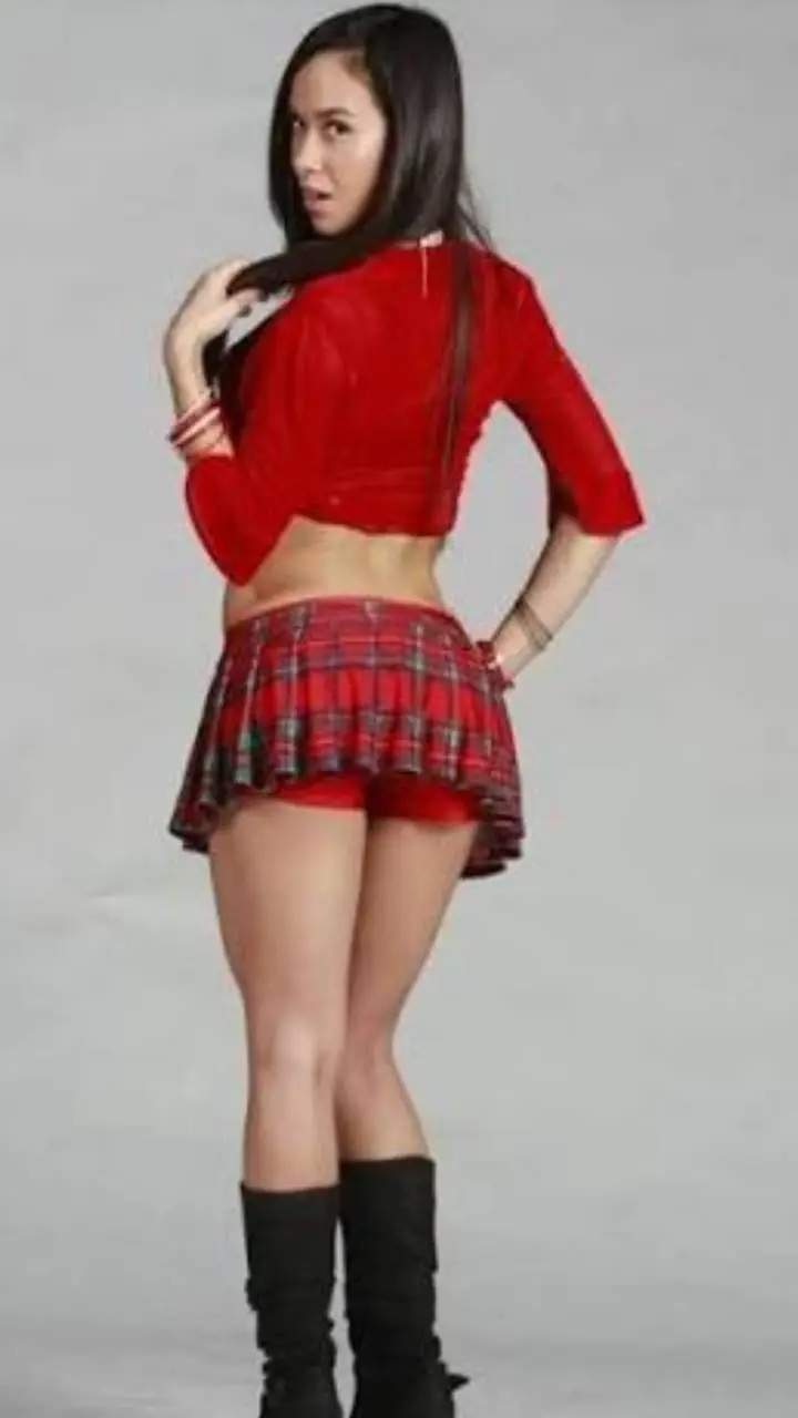 ai character: Aj Lee  background