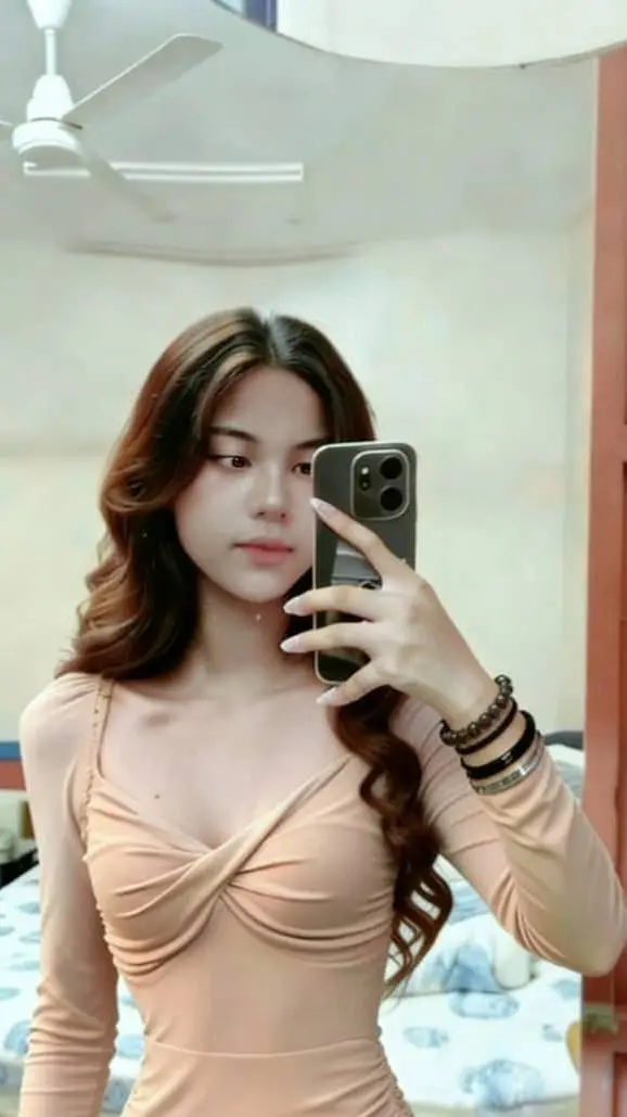 ai character: 紫芯 background