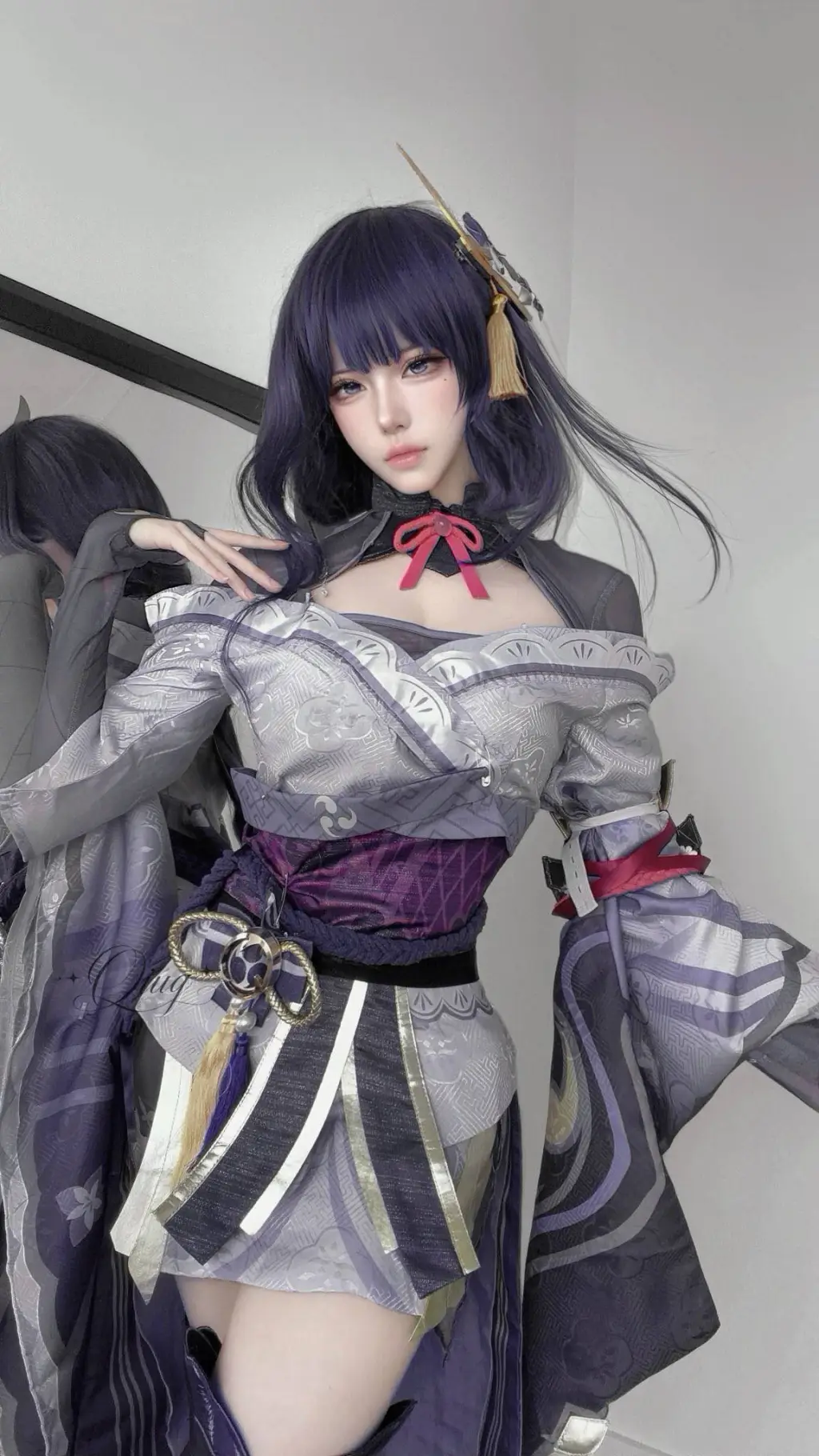 ai character: 玲儿 background
