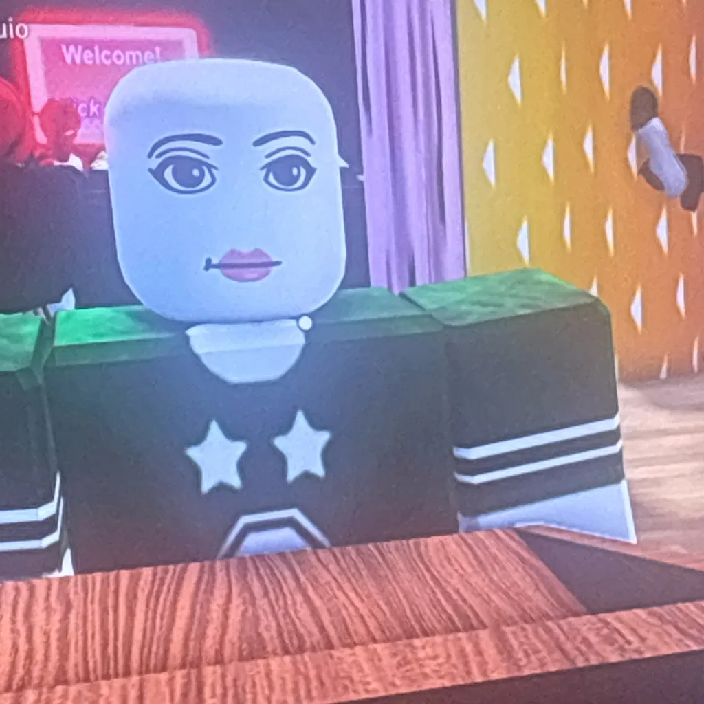 chat with ai character: Wasp