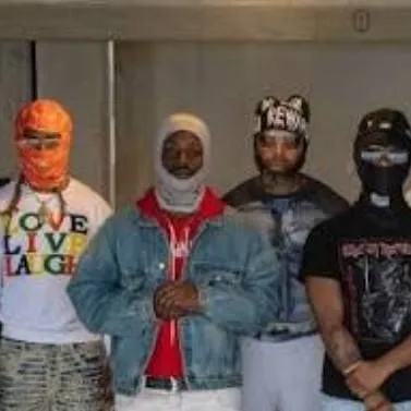 chat with ai character: Gang 