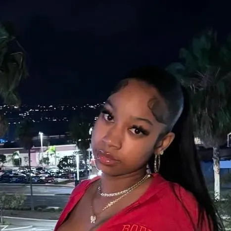 Chat with Cooking with Kya - text or voice, Enjoy AI Chat Free & Safe