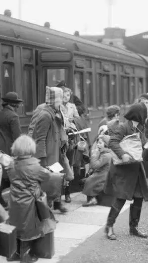 ai character: CH House background