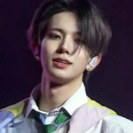 chat with ai character: Primo